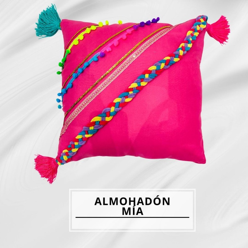 ALMOHADÓN MIA